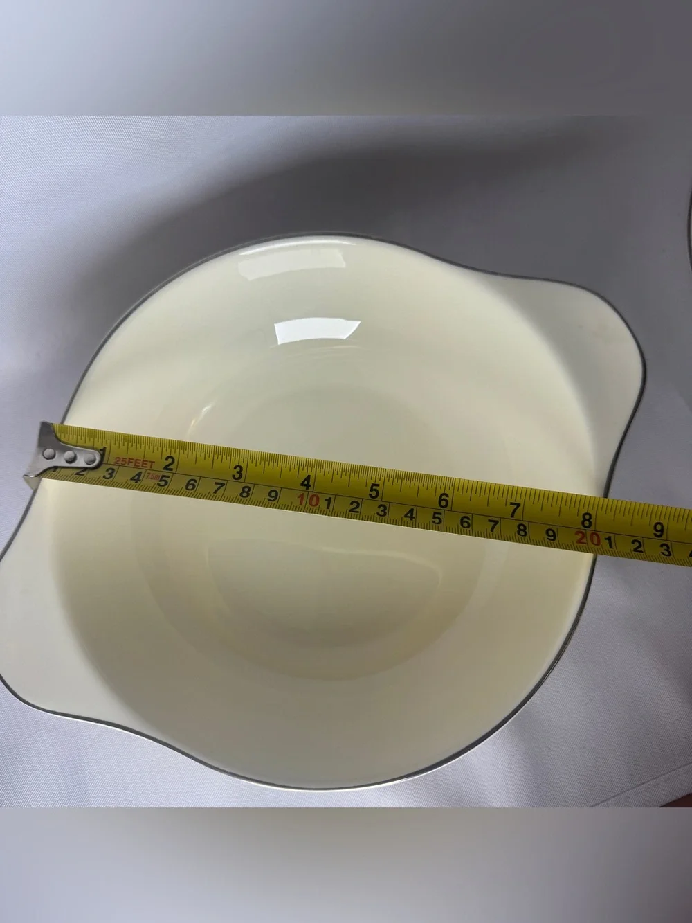 Royal Doulton Diana Covered Vegetable Serving Dish Bowl Romance Collection Notes